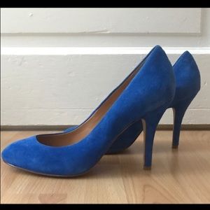 Blue suede heels!